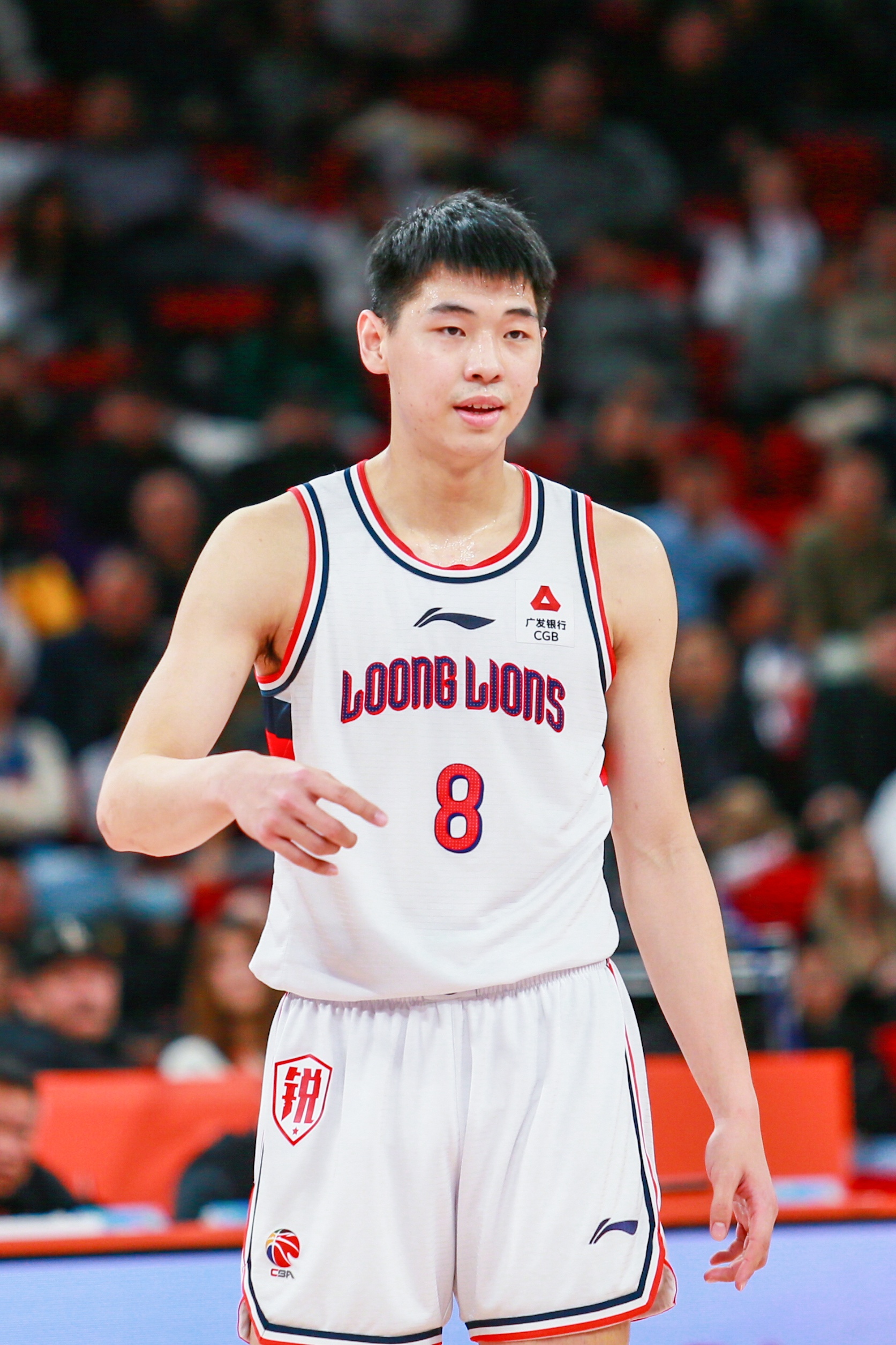 朱彦硕：崔永熙报名参加NBA选秀 我觉得还挺有机会的